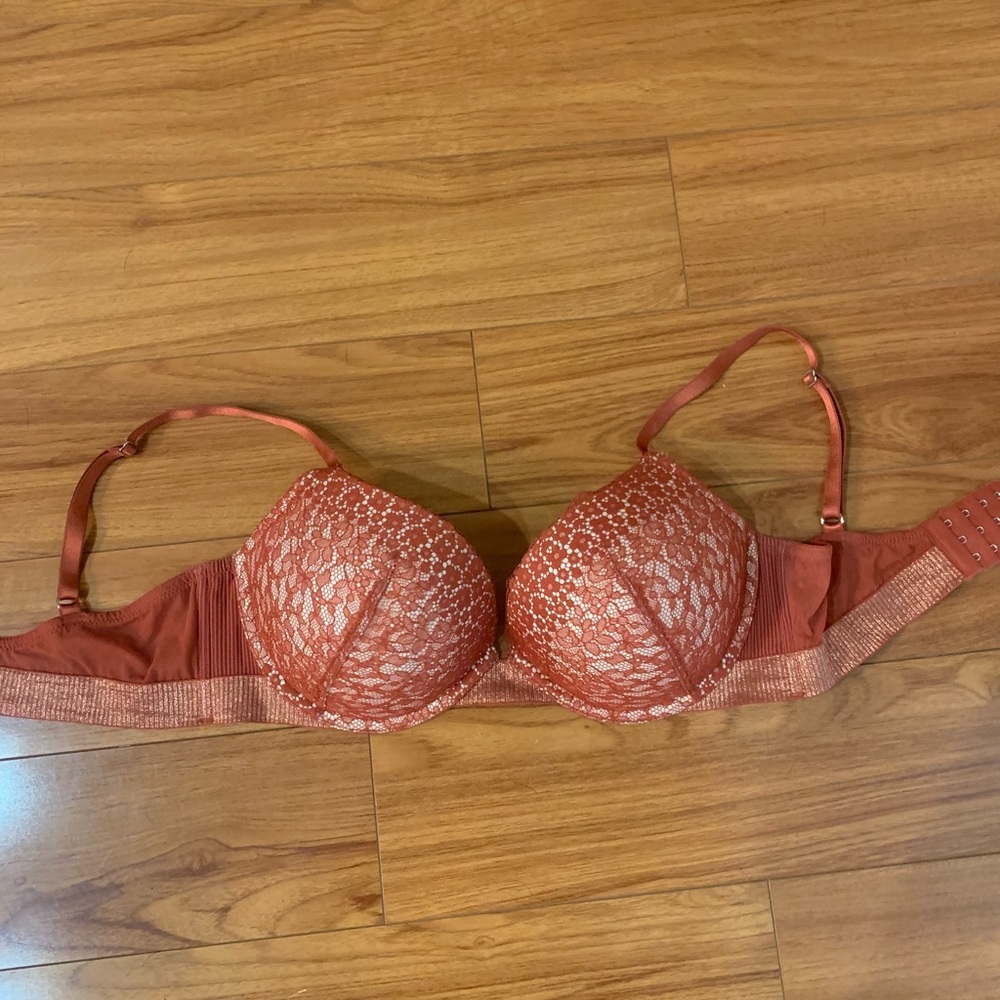 Victoria’s Secret Push Up Bra